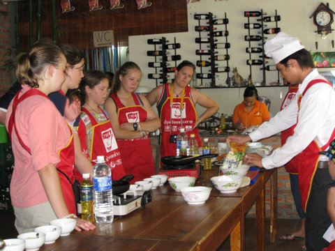 Vietnam Cuisine Tour 11 Days